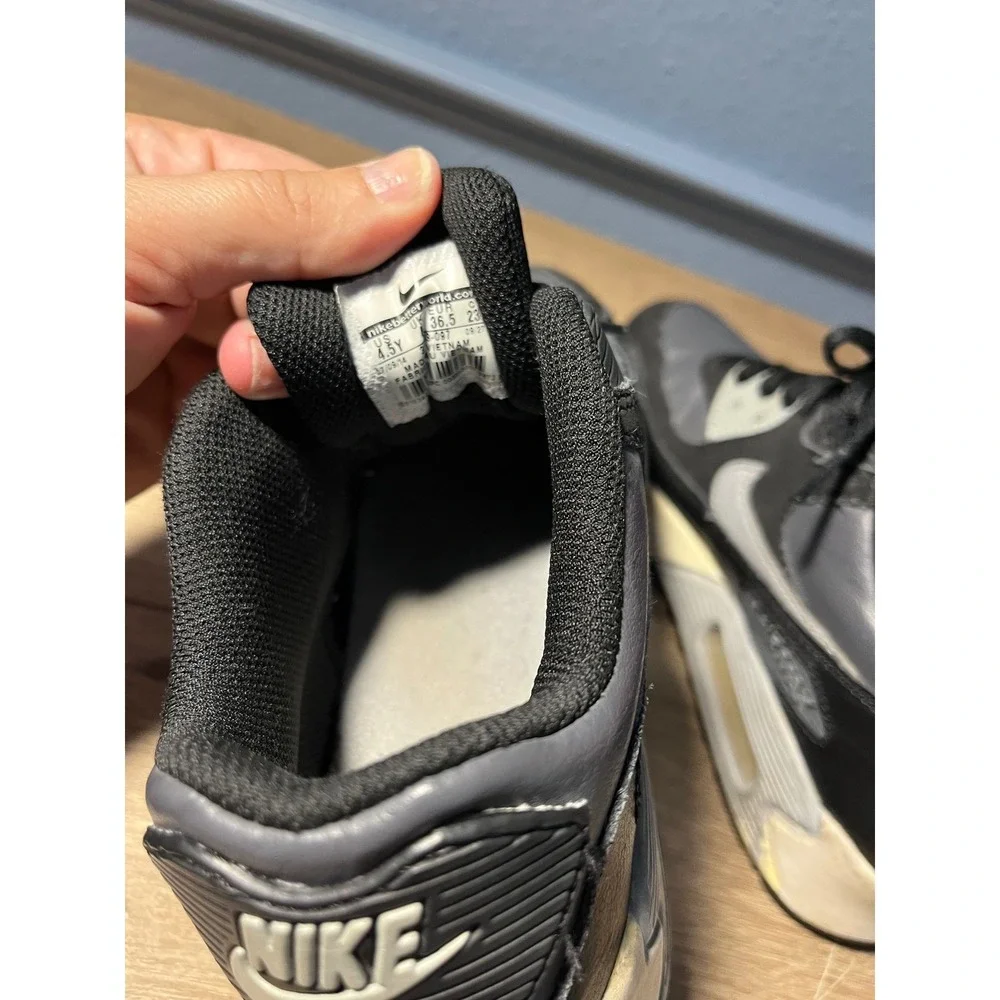 Nike Air Max 90 Kids Shoes Black Gray Youth‎ Size 3.5Y Casual Sneakers